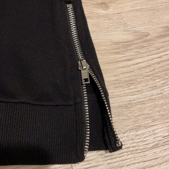 Guess Sweater Dress - Picture 4 of 5